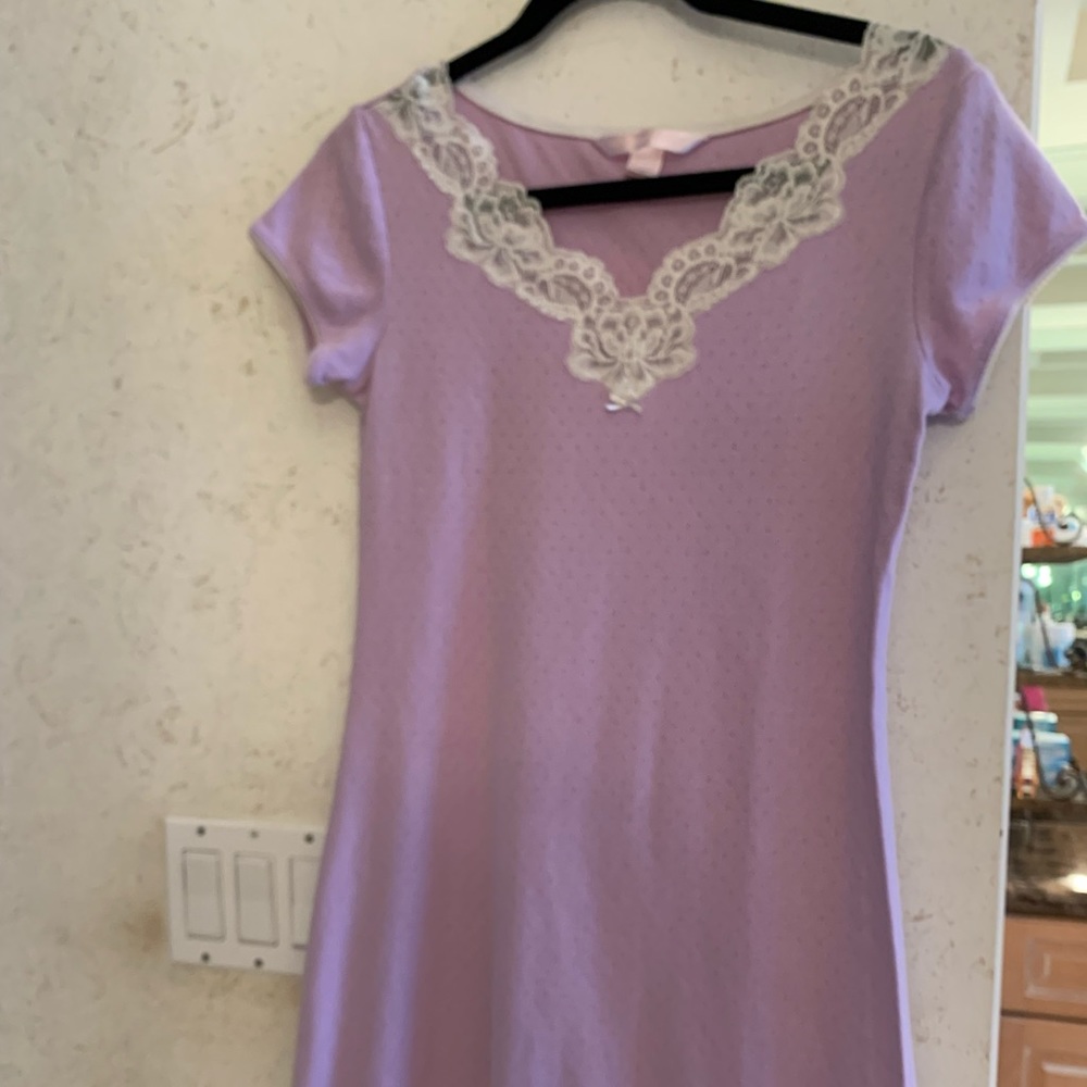 Victoria’s Secret Lace Trimmed Nightshirt Size XS